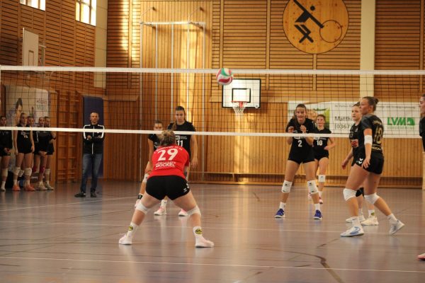 20251005_Damen1_456