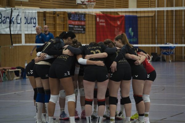 20251122_Damen_1_LE_Volleys05