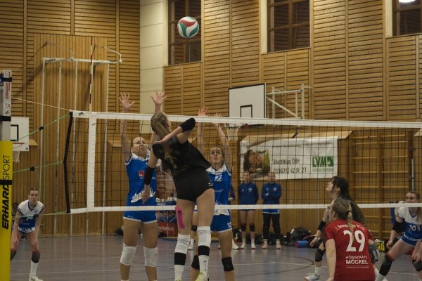 20251122_Damen_1_LE_Volleys09
