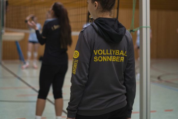 20251122_Damen_4_5_09