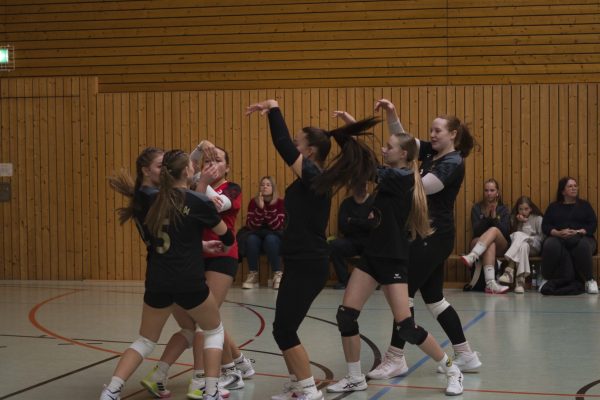 20251122_Damen_4_5_10